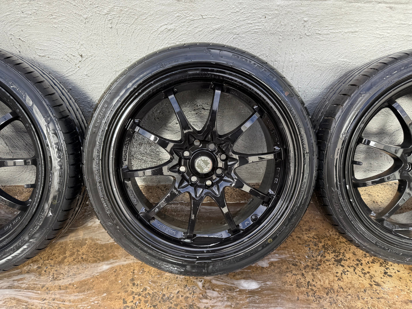 SSW Multi-Fit Black 17” Alloy Wheels with Excellent Tyres