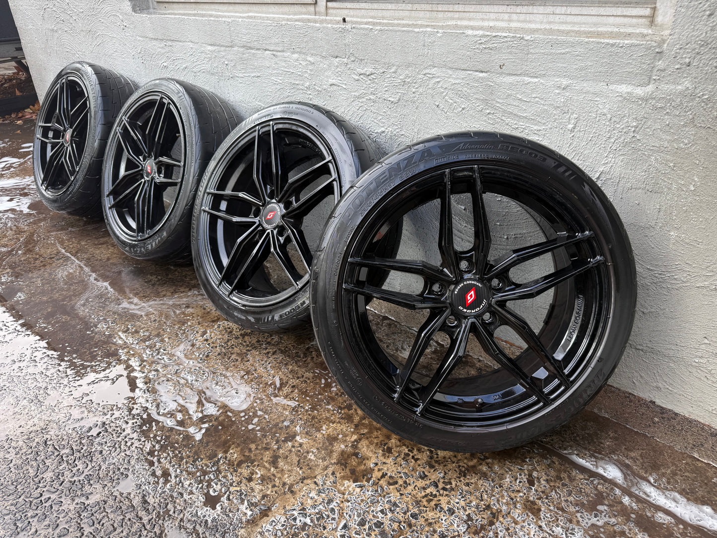 Inforged Black 17” Alloy Wheels with Tyres
