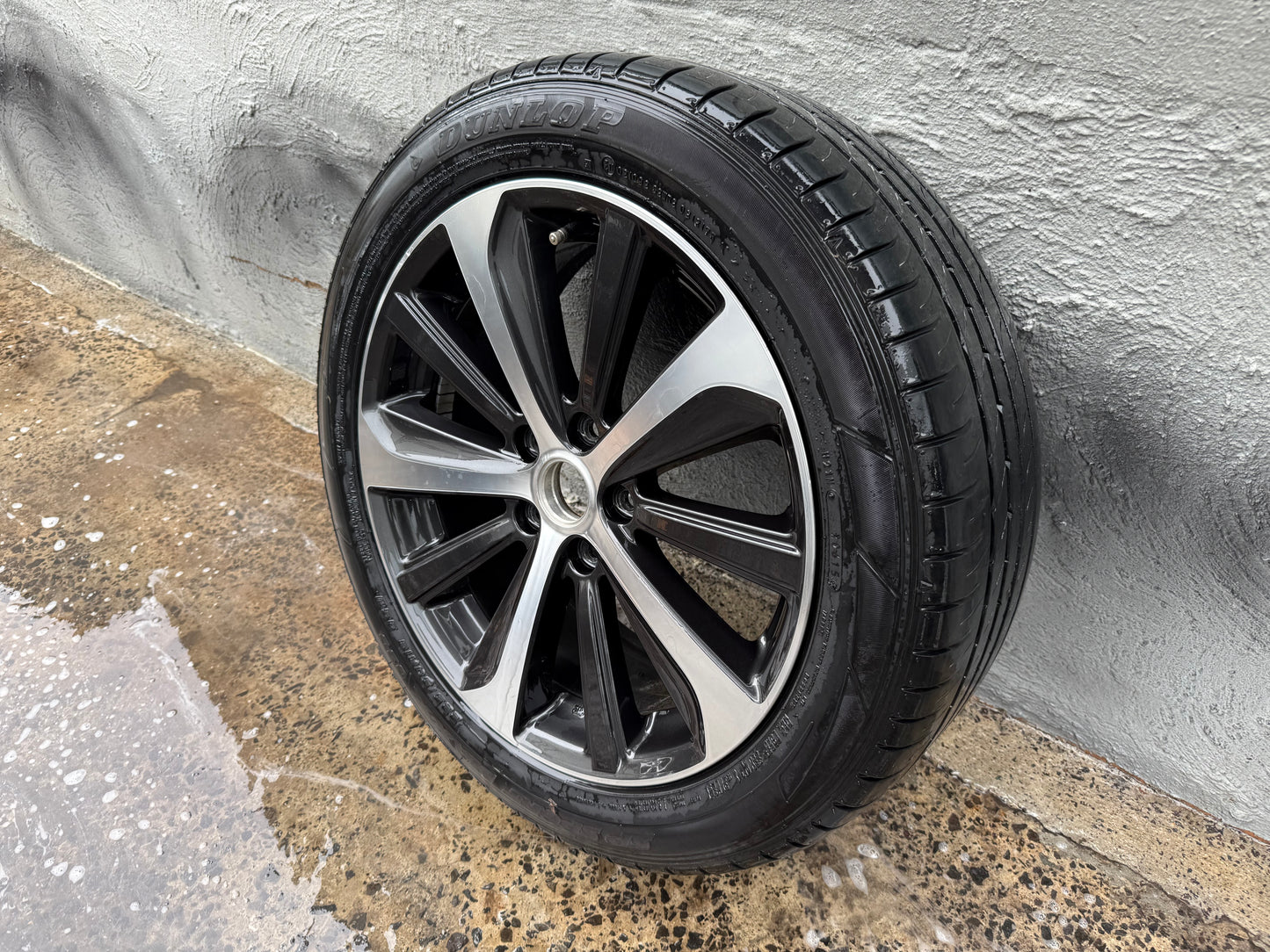 Subaru Impreza 18” Alloy Wheel with Excellent Tyre