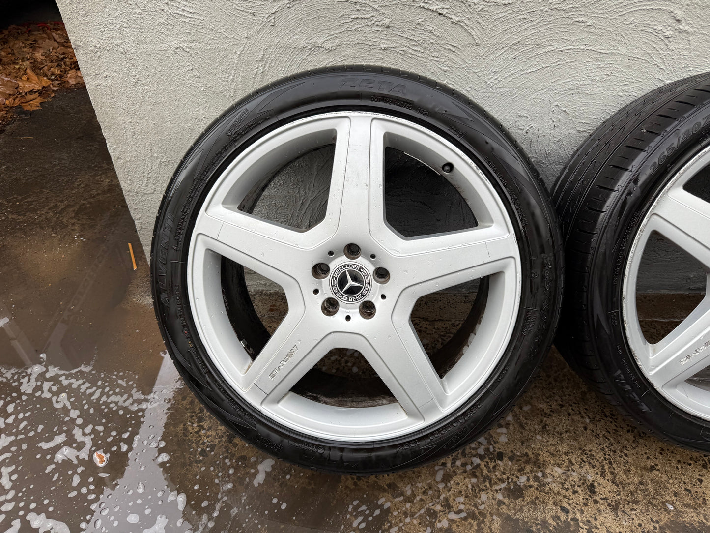 Mercedes ML350 W251 21” Alloy Wheels with Very Good Tyres