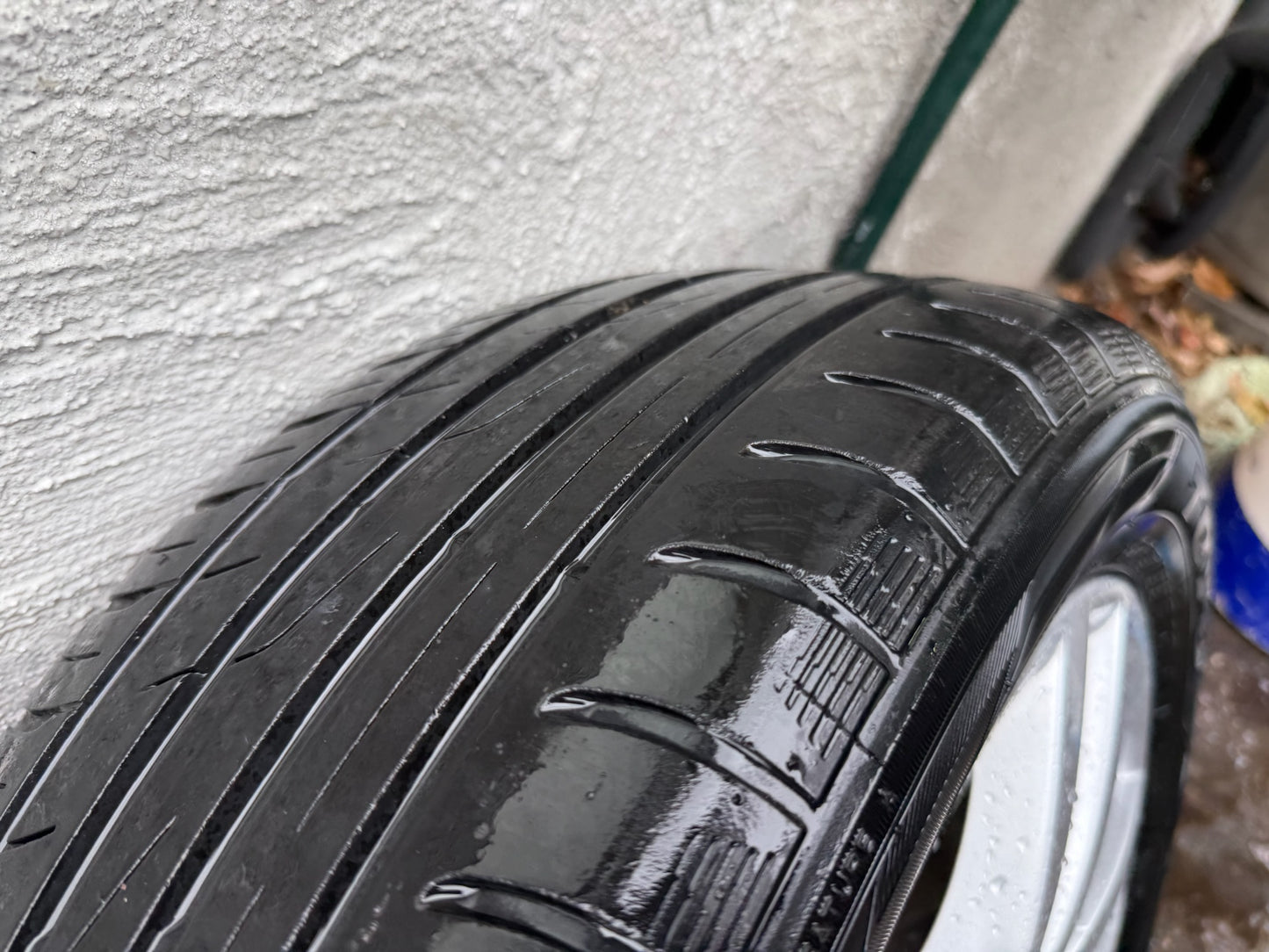 Volkswagen Golf 16” Alloy Wheels with Good Tyres