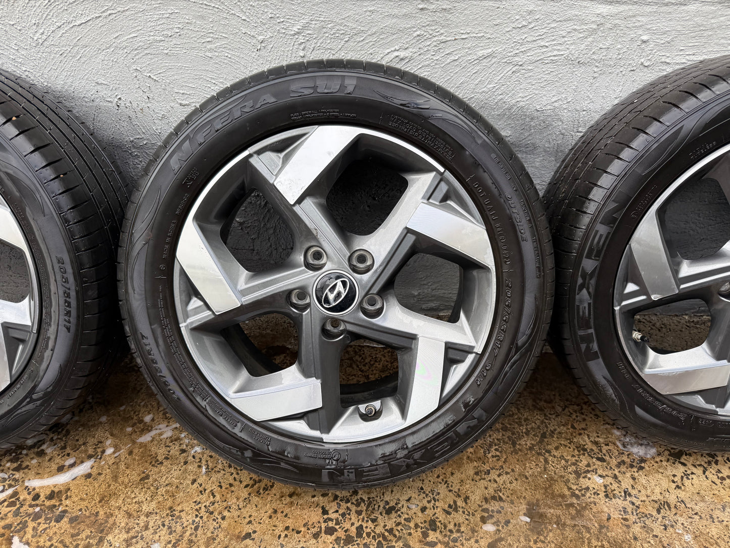 Hyundai Venue 17” Alloy Wheels with Good Tyres