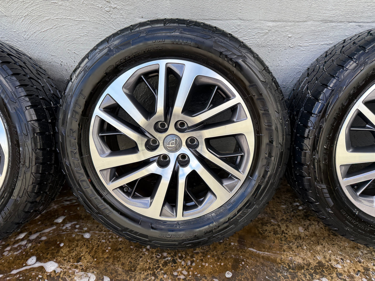 LDV T60 19” Alloy Wheels with Excellent Cooper A/T Tyres