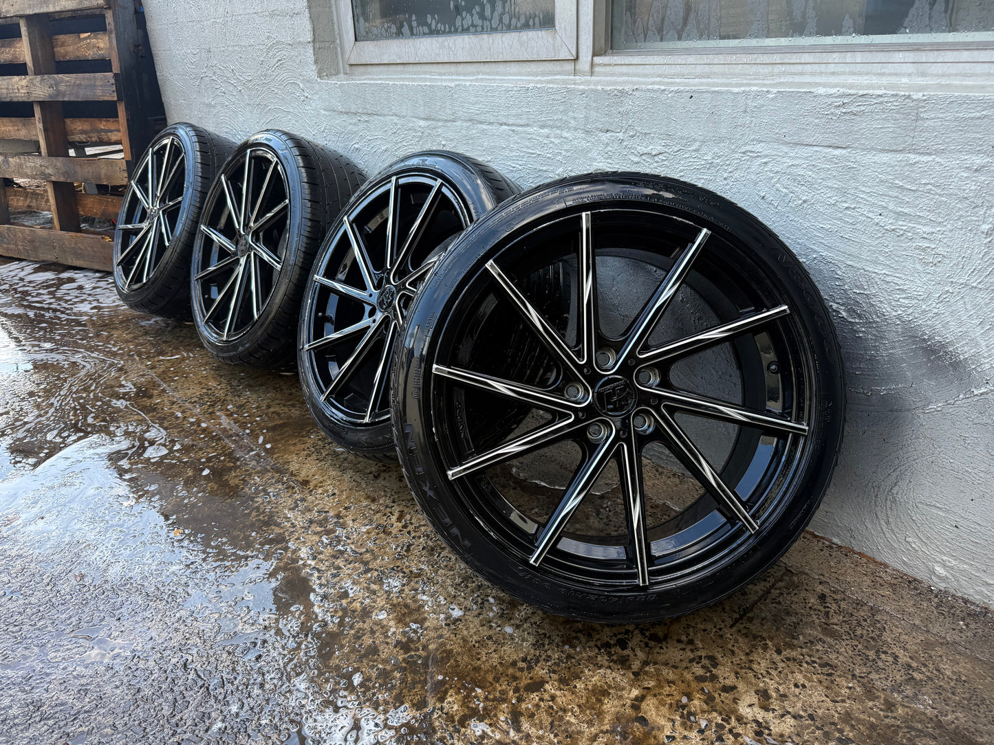 Hussla 19” Alloy Wheels with Good Tyres