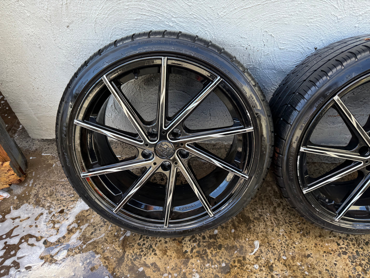 Hussla 19” Alloy Wheels with Good Tyres