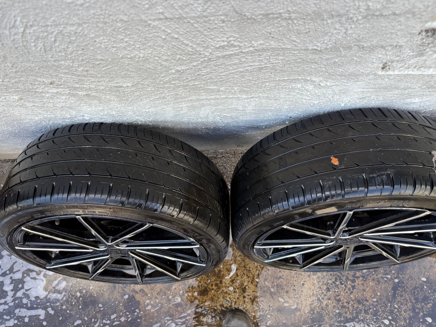 Hussla 19” Alloy Wheels with Good Tyres