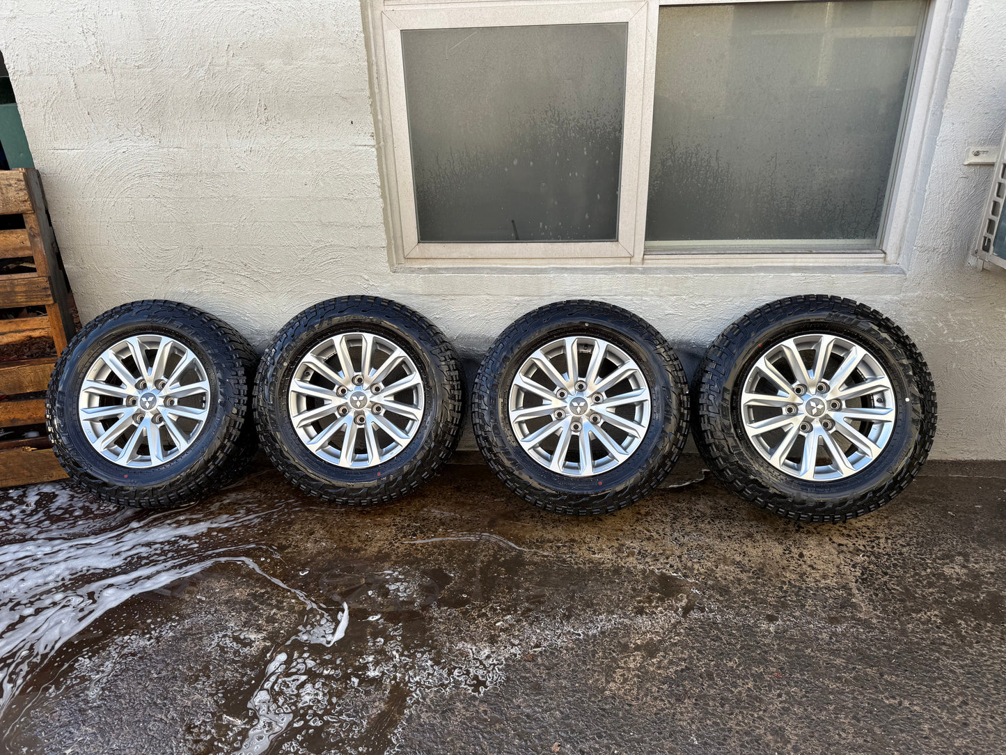 Mitsubishi Triton 17” Alloy Wheels with Good Tyres