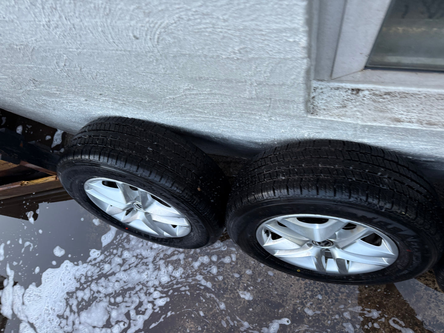 Volkswagen Tiguan 16” Alloy Wheels with Good Tyres