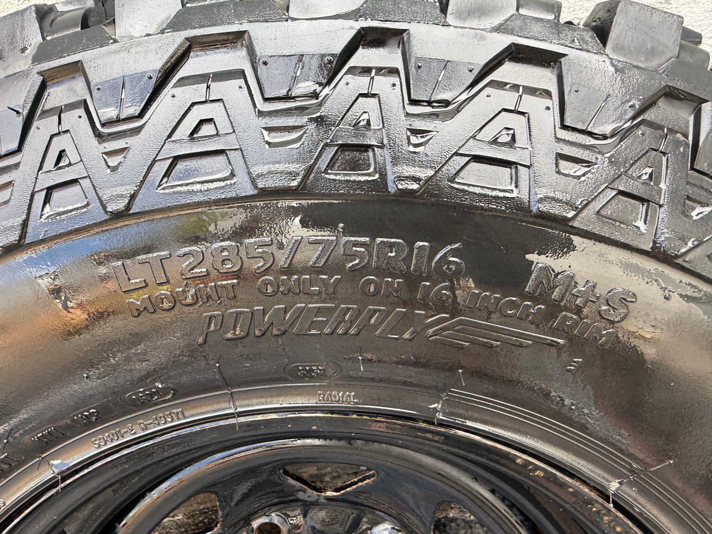 Mickey Thompson All Terrain 33” Tyres on 6 Stud Rims Set of 5