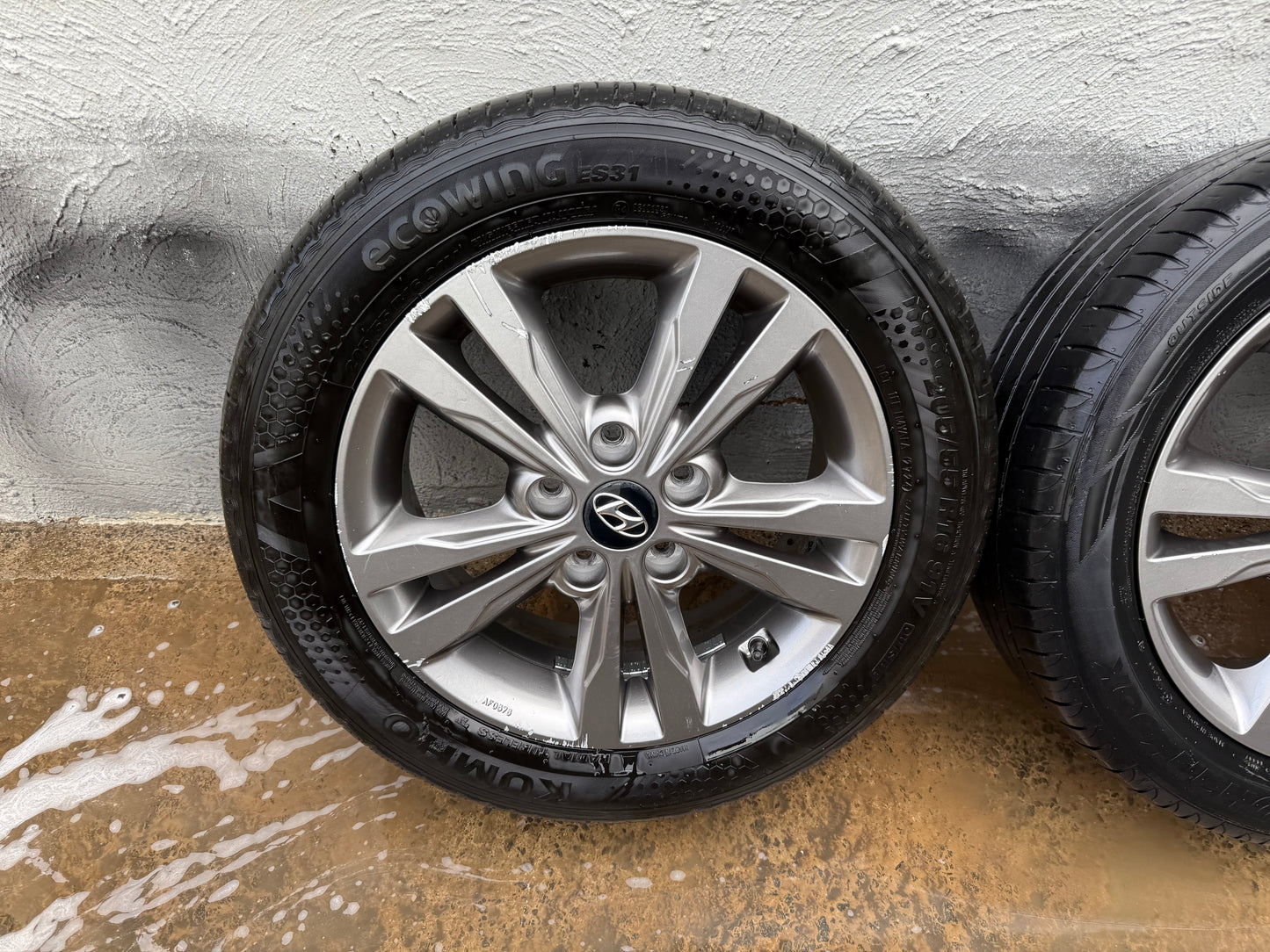 Hyundai i30/Elantra 16” Alloy Wheels with Good Tyres