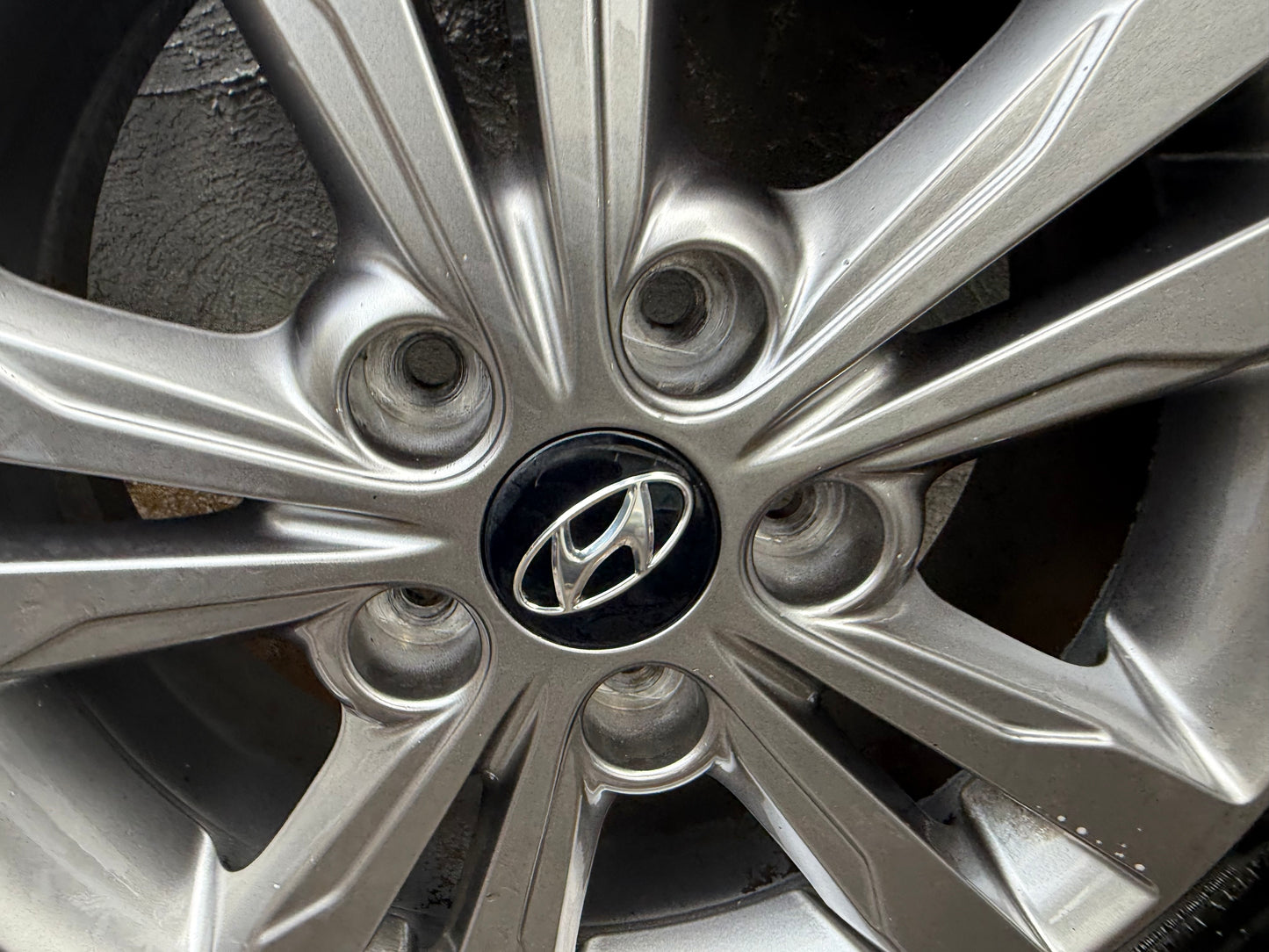 Hyundai i30/Elantra 16” Alloy Wheels with Good Tyres