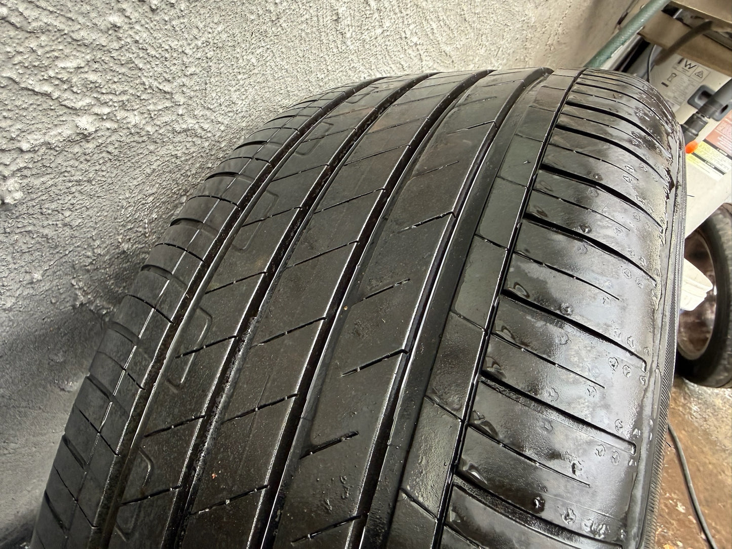 Speedy 5 Spoke 18” Alloy Wheels with Good Tyres
