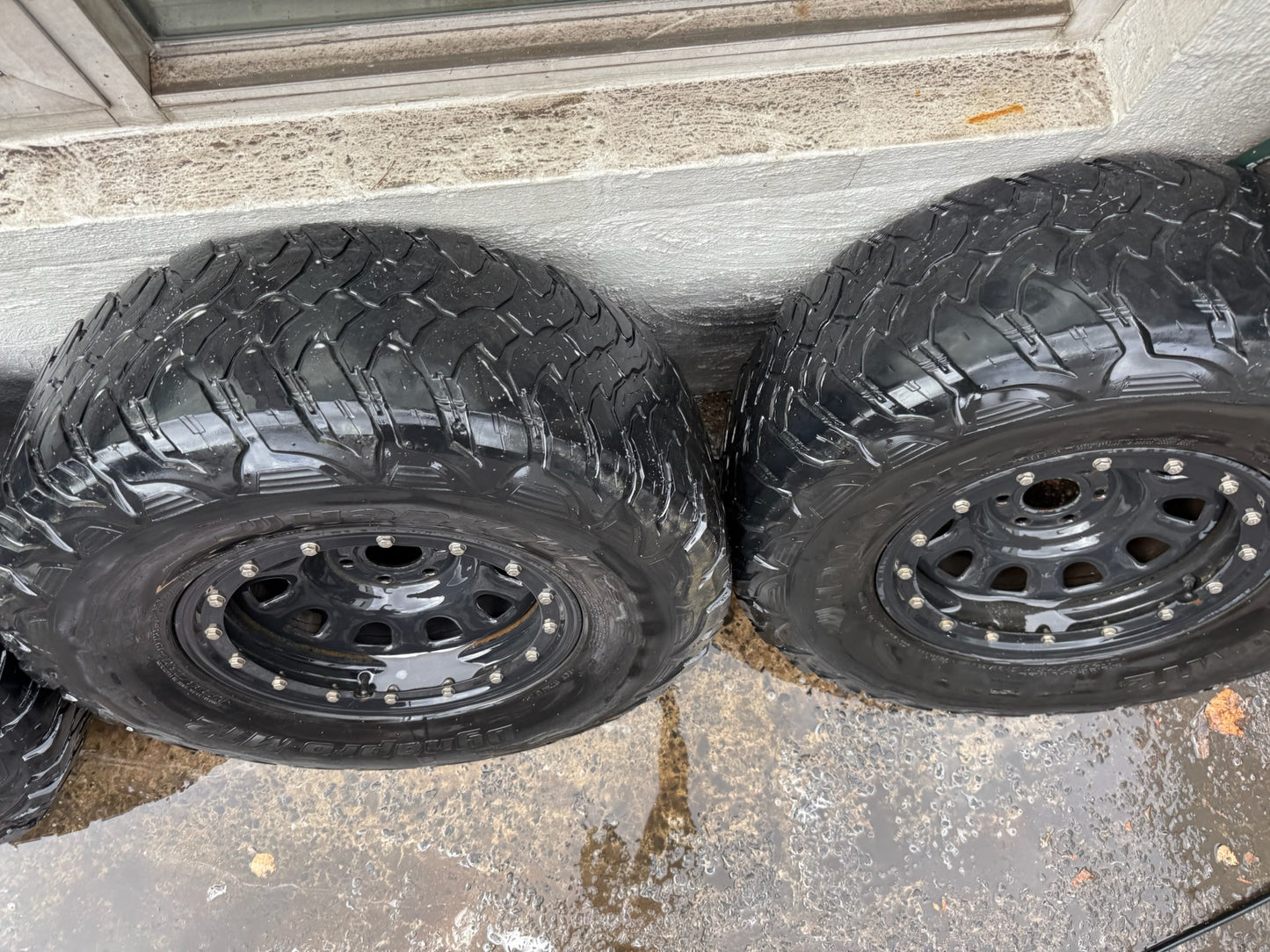 Hankook Dynapro MT Tyres on 16” Imitation Beadlock Rims