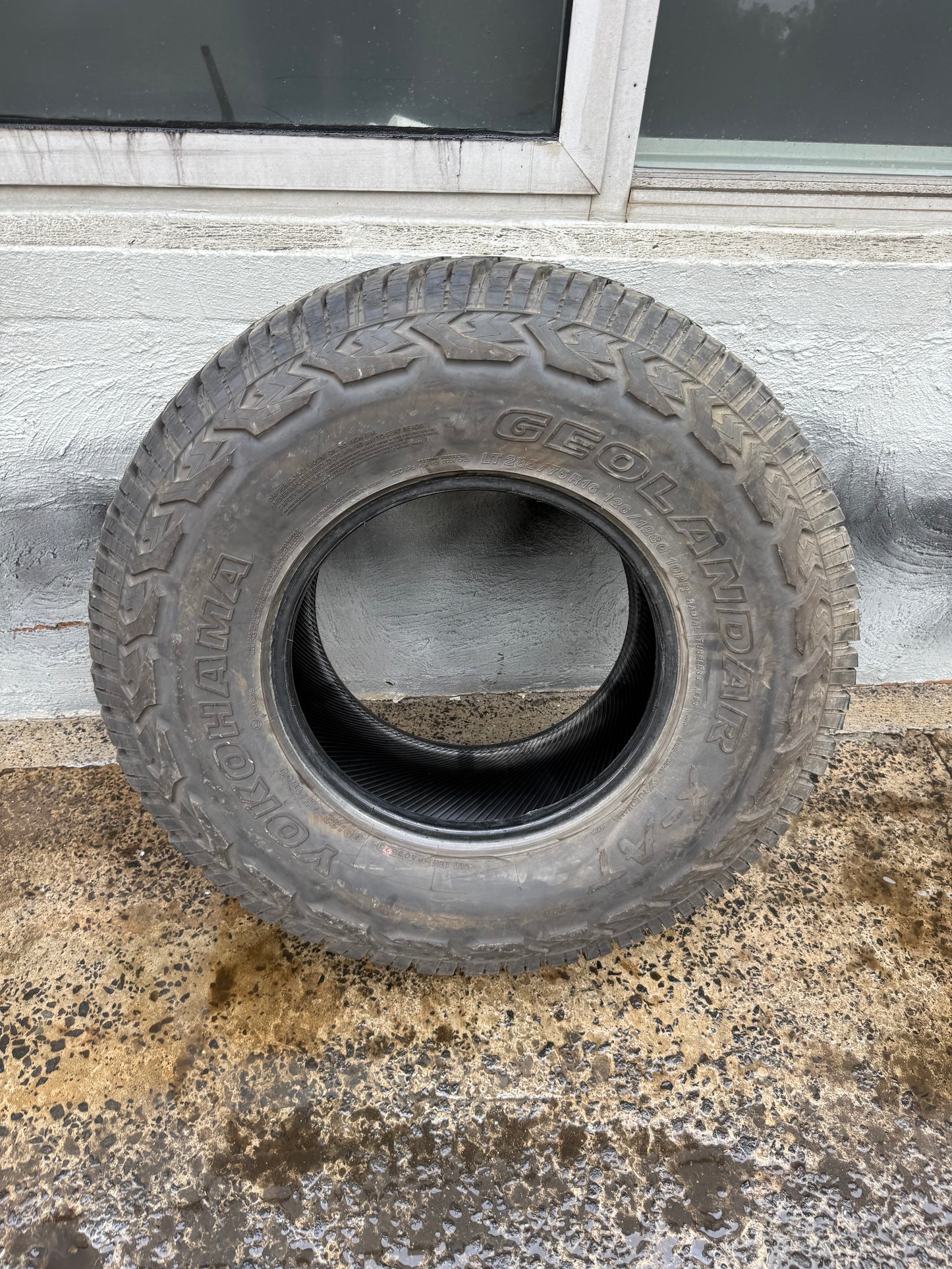 Yokohama Geolander X-AT 285/75R16 Tyre