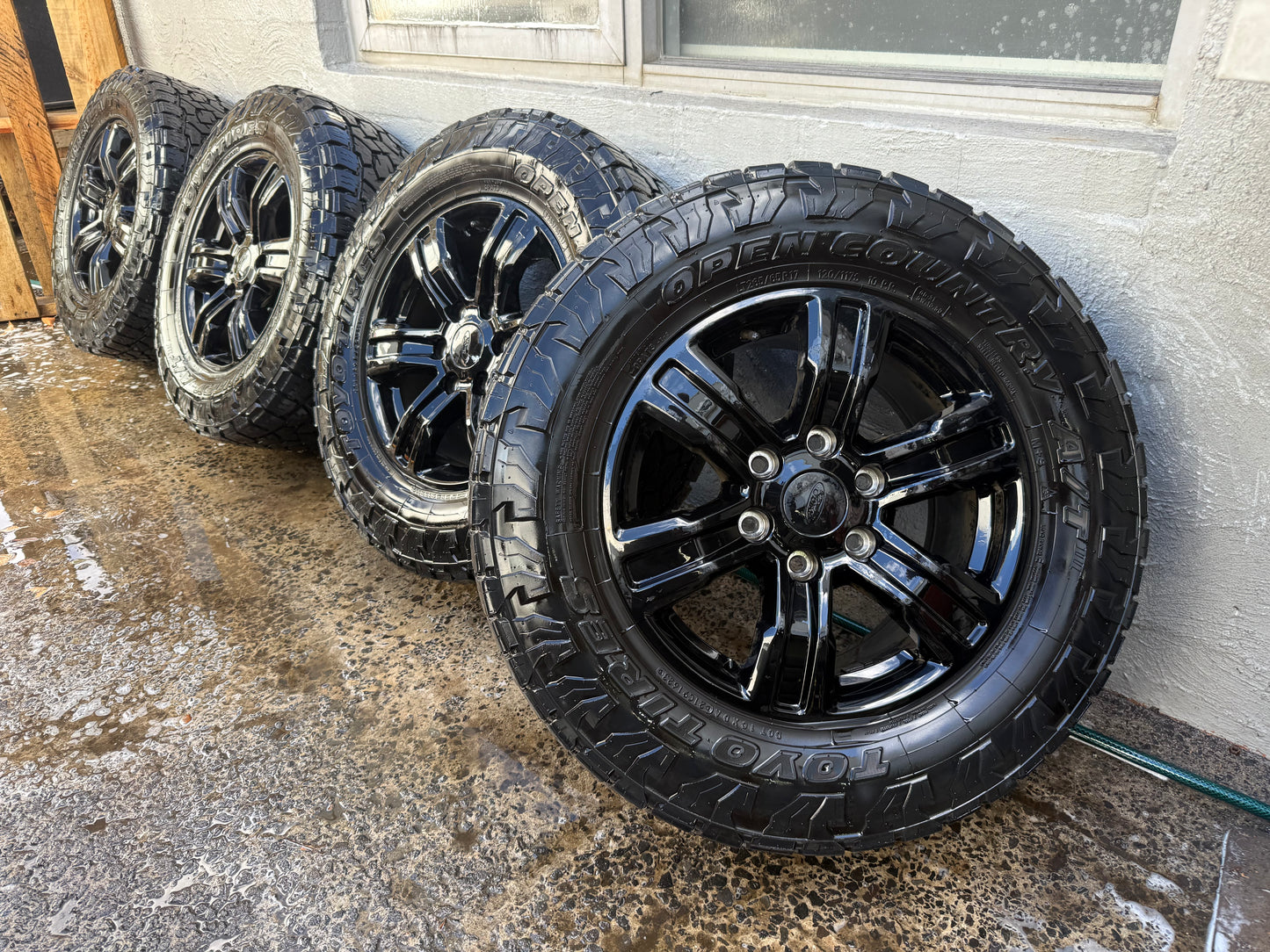 Ford Ranger Black 17” Alloy Wheels with Toyo Open Country A/T Tyres