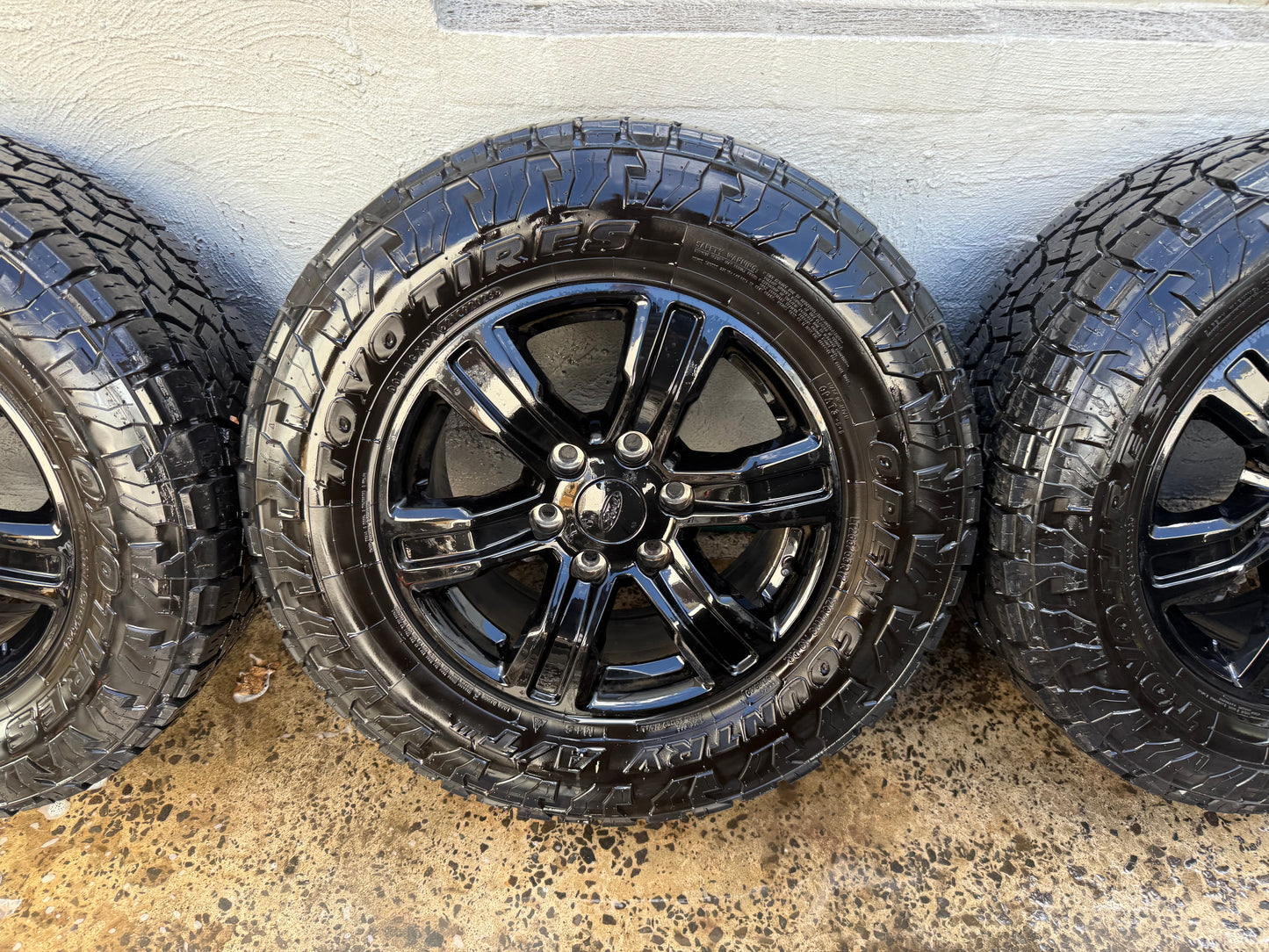 Ford Ranger Black 17” Alloy Wheels with Toyo Open Country A/T Tyres