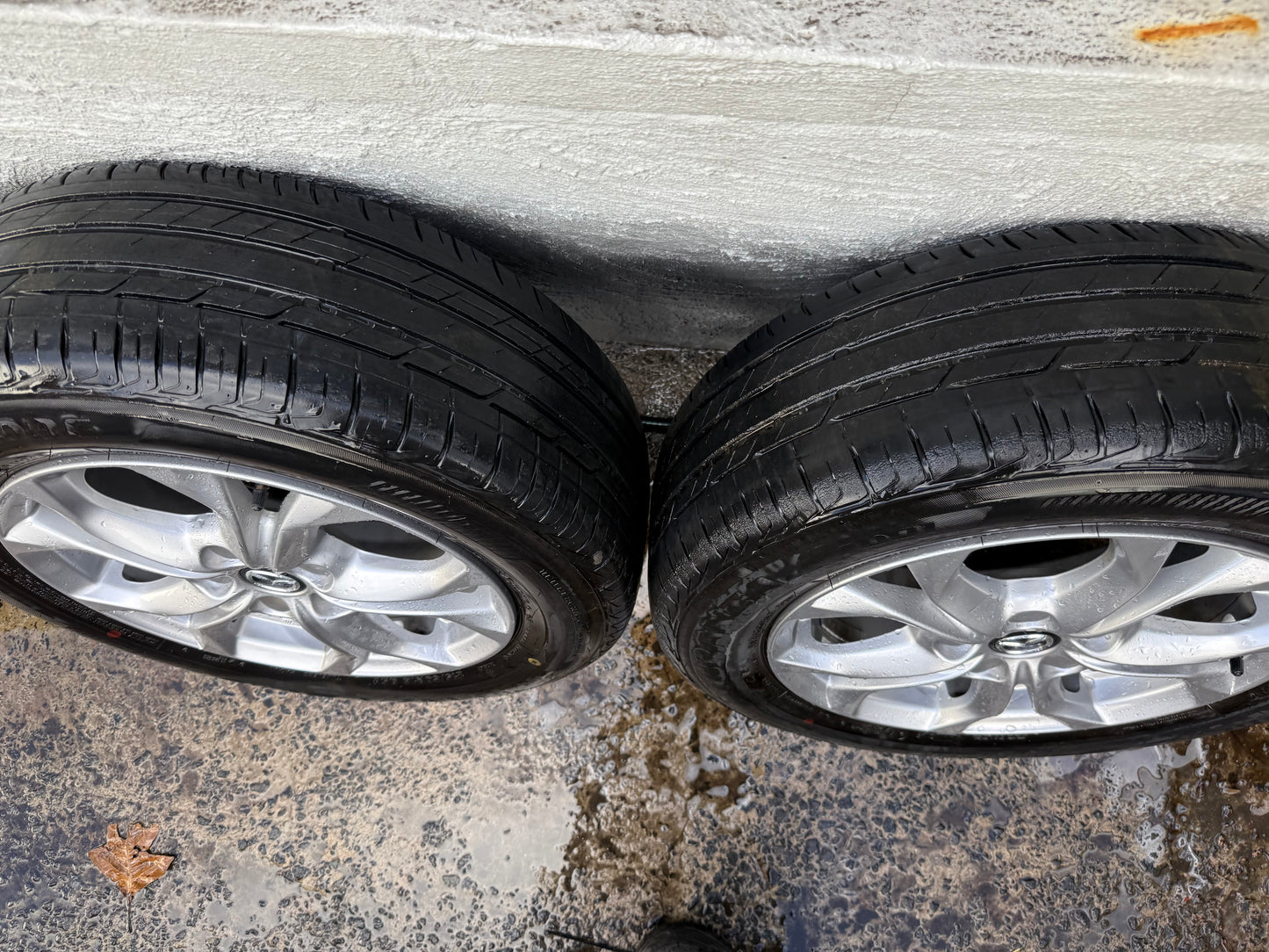 Mazda CX-3 16” Alloy Wheels with Good Tyres