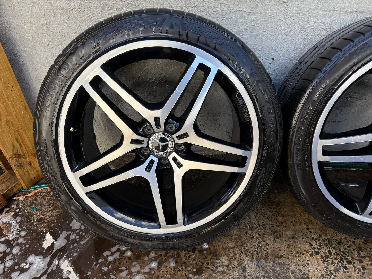 Mercedes Benz GLE 21” Alloy Wheels with Good Tyres