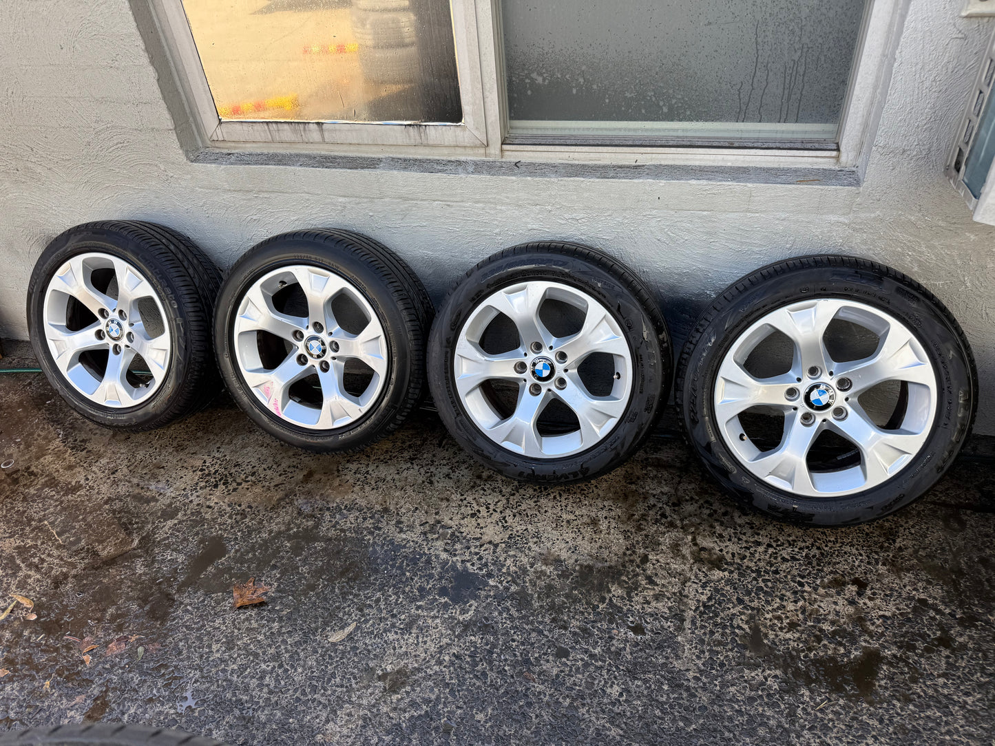 BMW X1 17” Alloy Wheels with Excellent Tyres
