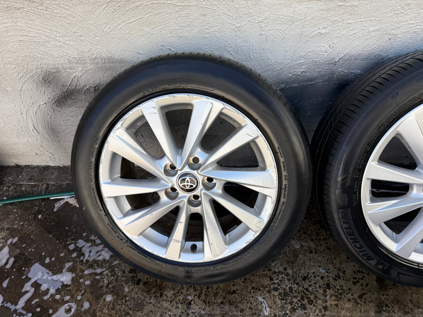 Toyota Camry 17” Alloy Wheels with Excellent Tyres
