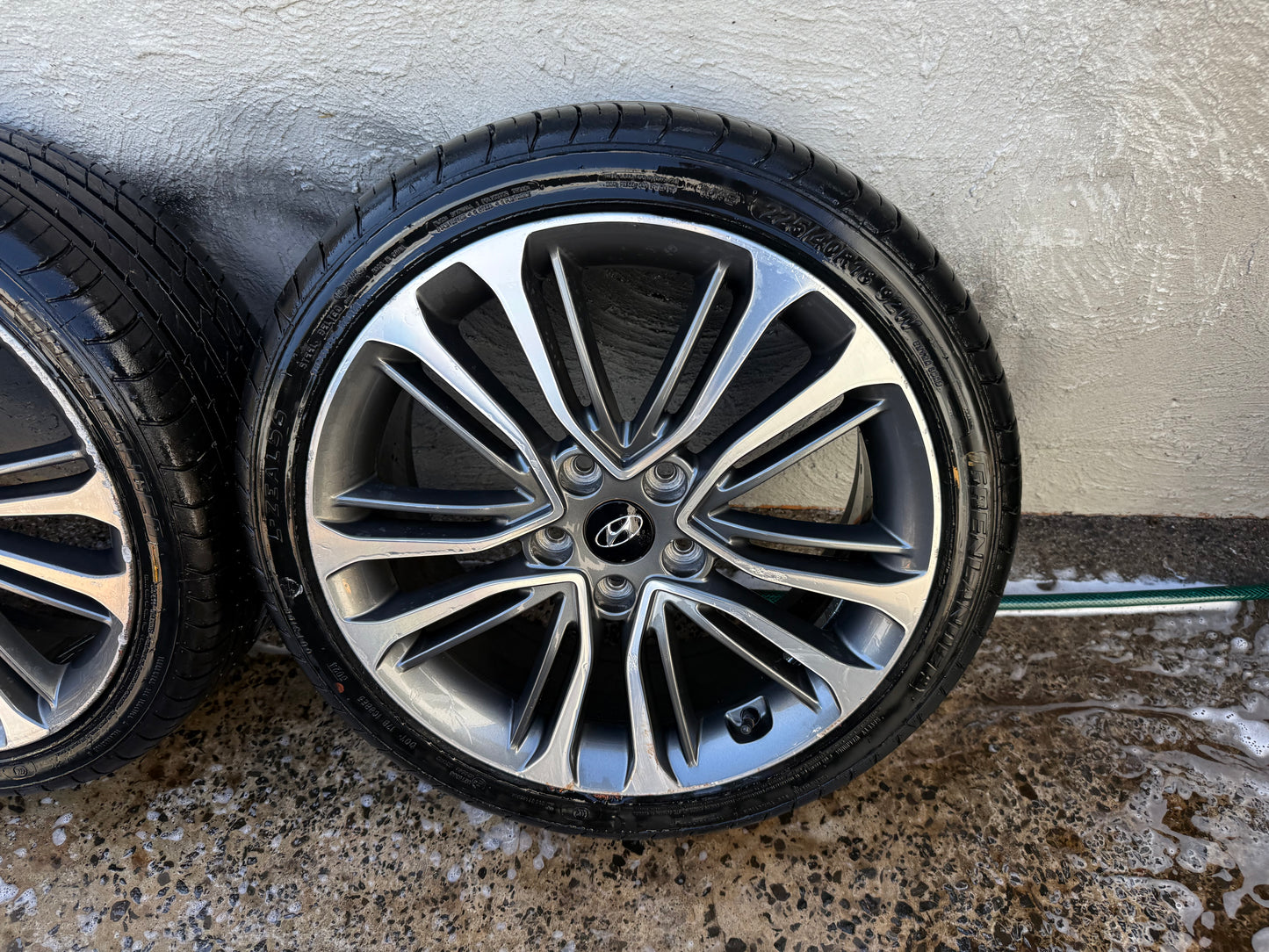 Hyundai Veloster 18” Alloy Wheels with Excellent Tyres