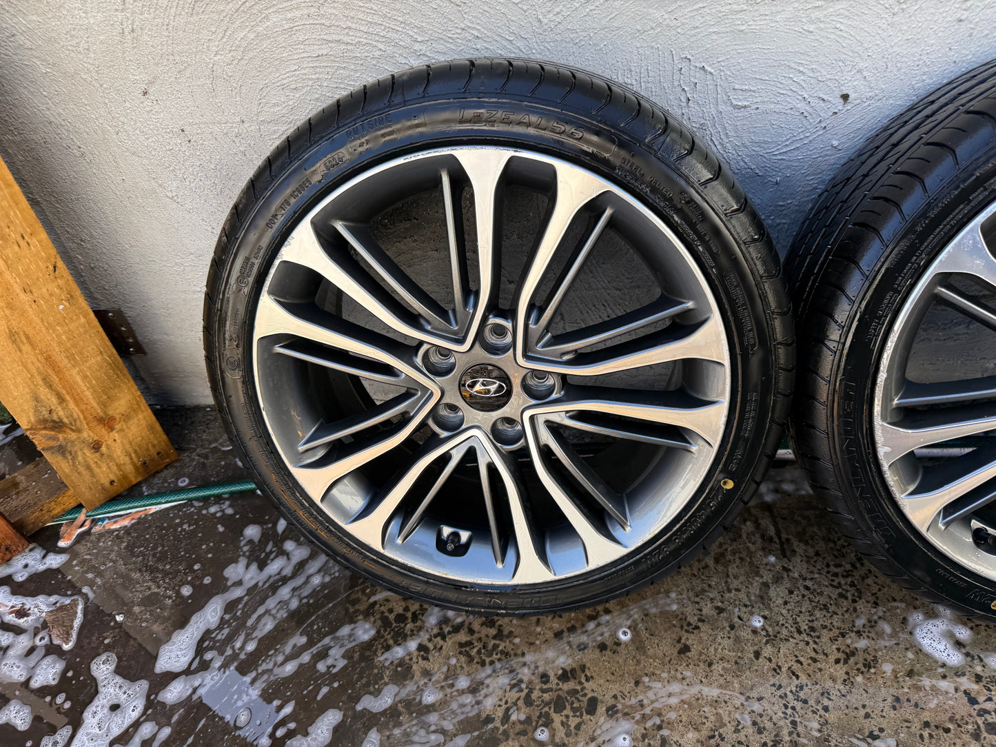 Hyundai Veloster 18” Alloy Wheels with Excellent Tyres