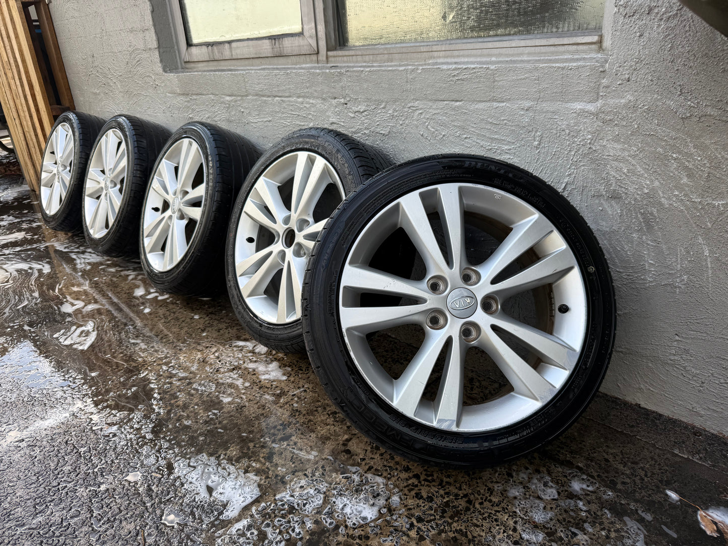 Kia Cerato 17” Alloy Wheels with Good Tyres Set of 5