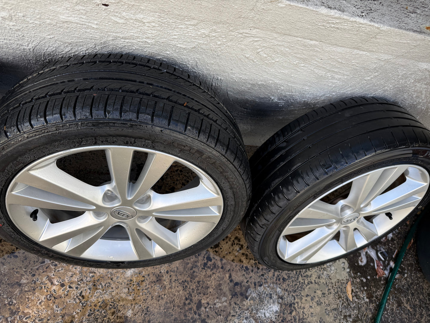 Kia Cerato 17” Alloy Wheels with Good Tyres Set of 5