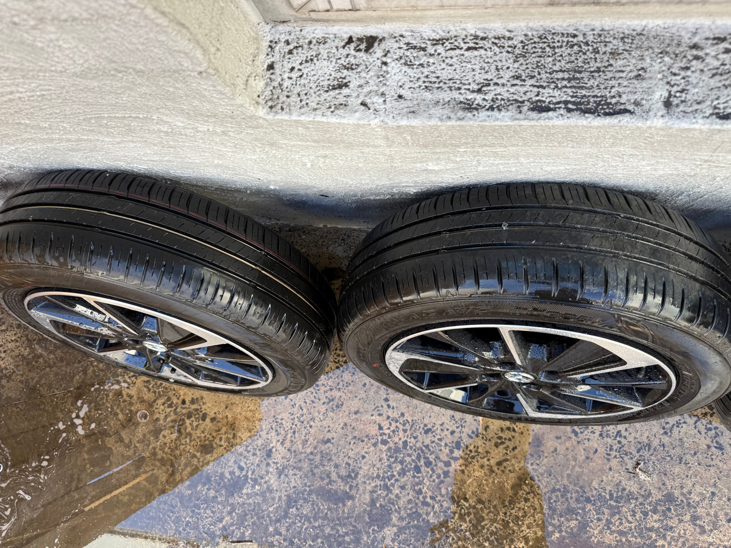 Mazda 2 16” Alloy Wheels with Excellent Tyres