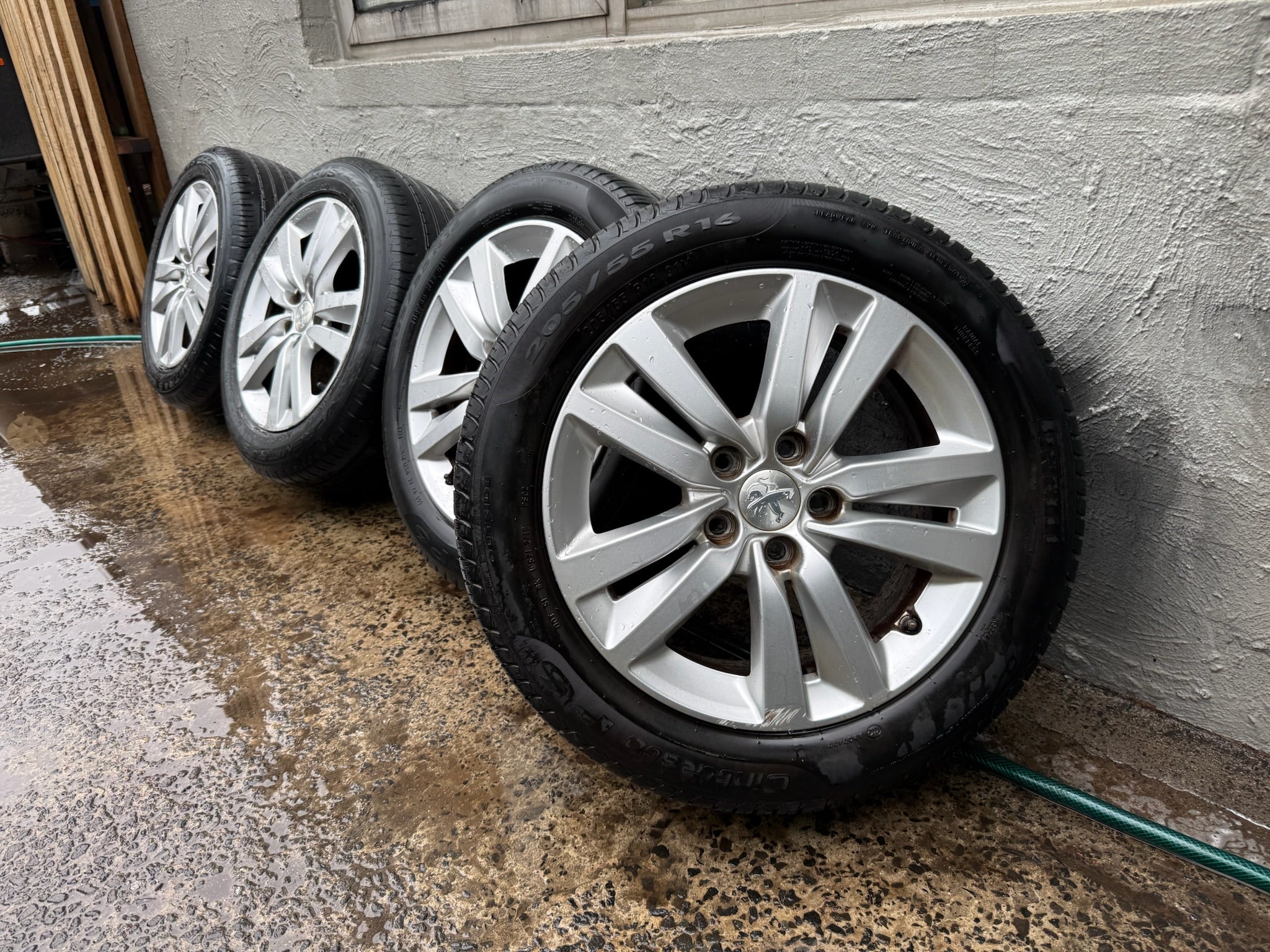 Peugeot 308 16 Alloy Wheels With Good Tyres Wheel Torque peugeot-308-16-alloy-wheels-with-good-tyres-wheel-torque