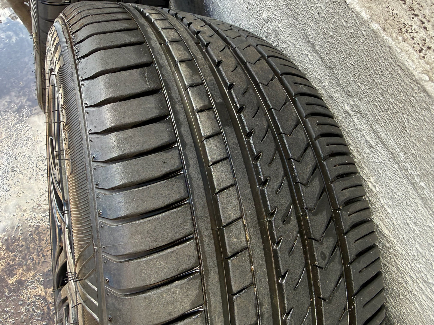 Mercedes ML63 21” Alloy Wheels with Excellent Tyres