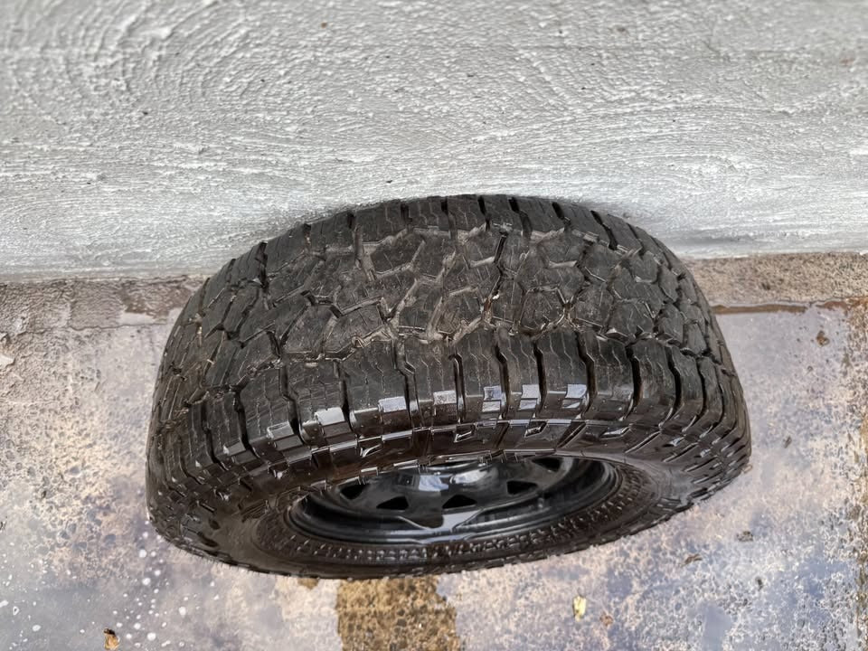 Falken Wildpeak 16" A/T Tyre on 6 Stud Rim