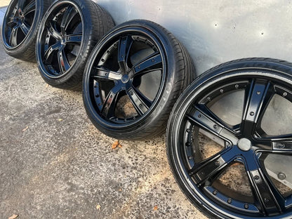 20” Black Alloy Wheels with Good Tyres