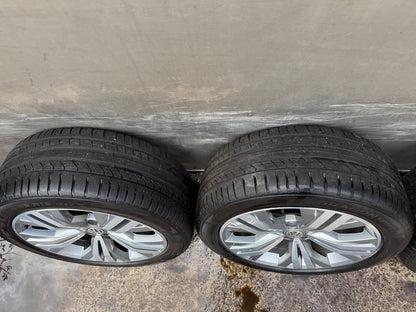 Volkswagen Passat 18” Alloy Wheels with Excellent Tyres