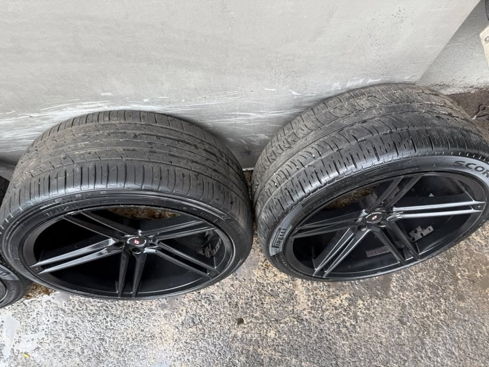 Inforged 22” Alloy Wheels with Good Tyres