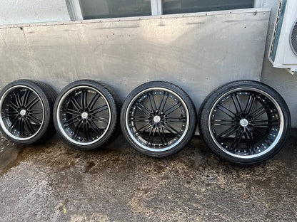 Lexani 22” Alloy Wheels with Good Tyres