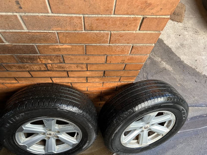 Toyota Kluger 17” Alloy Wheels with Excellent Tyres
