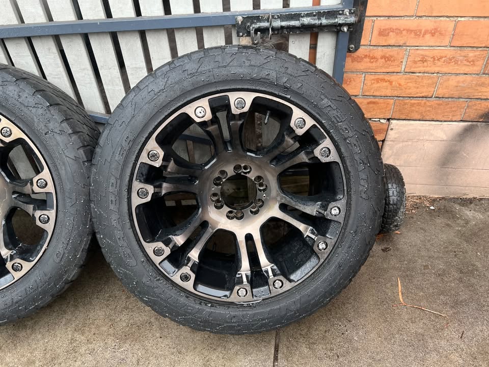 Hussla 6 Stud Bronze 20" Alloy Wheels with Nitto Tyres