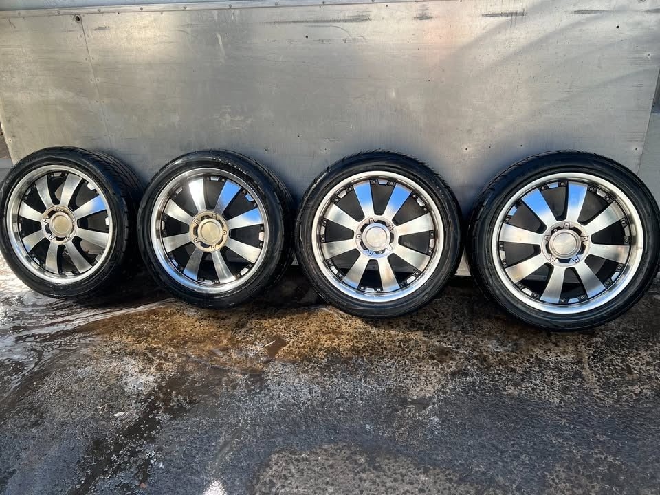 20” Multi Spoke Alloy Wheels with Good Tyres
