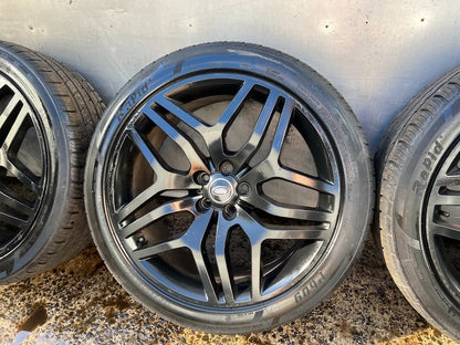 Land Rover Evoque/Discovery 20” Alloy Wheels with Excellent Tyres