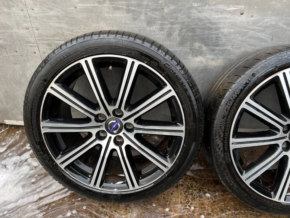 Volvo V60 S60 18" Alloy Wheels with Good Tyres