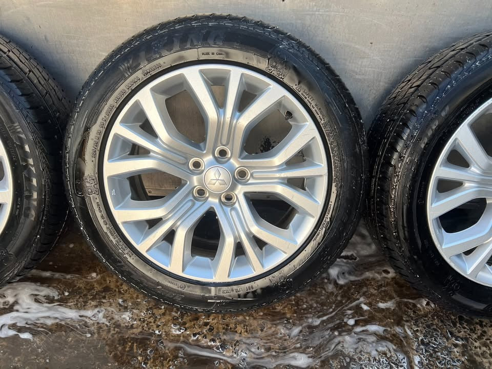 Mitsubishi ASX/Outlander 18” Alloy Wheels with Excellent Tyres