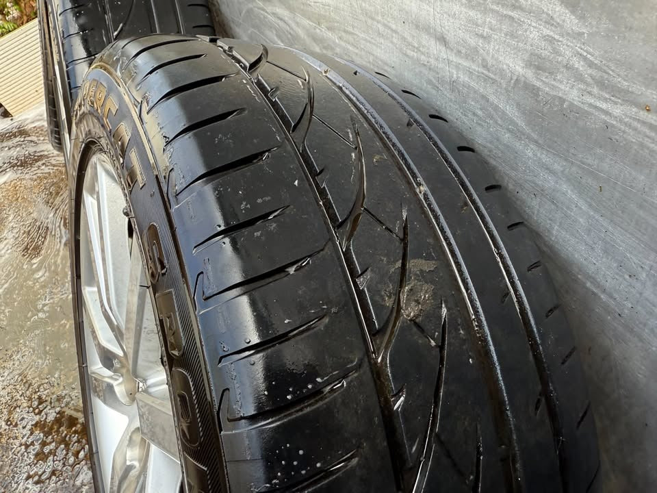 Holden Commodore VE 18” Alloy Wheels with Good Tyres