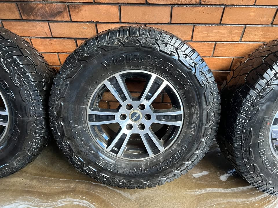 ROH Navara 16” Alloy Wheels with Yokohama Geolander A/T Tyrea