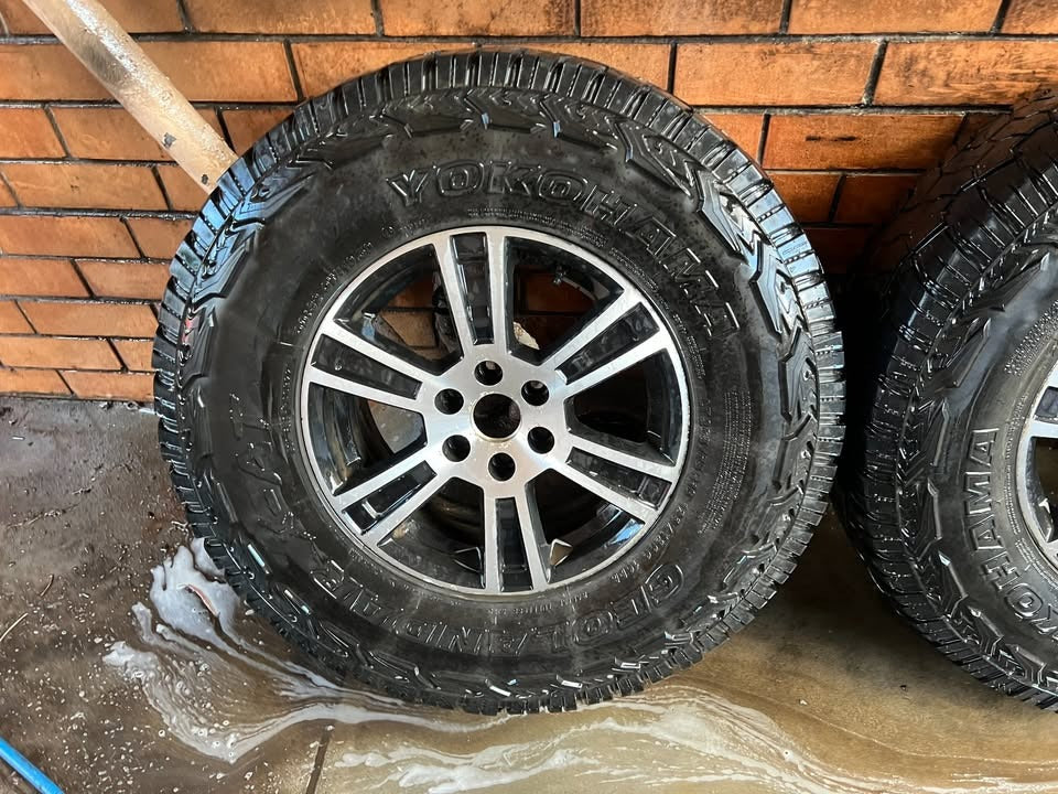 ROH Navara 16” Alloy Wheels with Yokohama Geolander A/T Tyrea