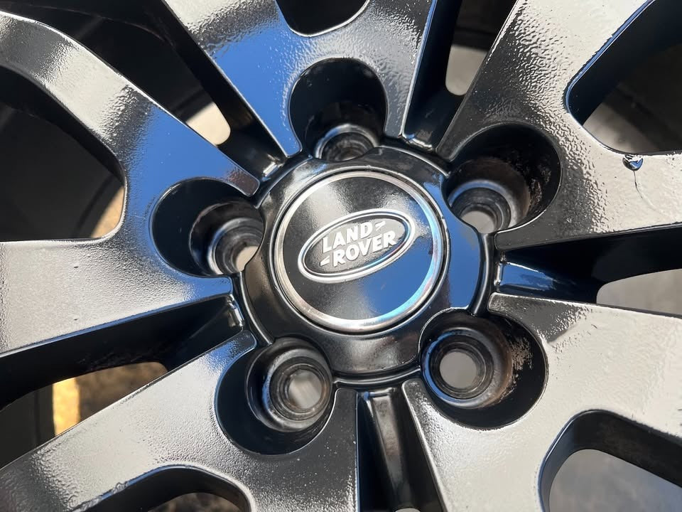 Land Rover Evoque/Discovery 20” Alloy Wheels with Excellent Tyres