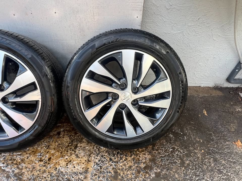 Suzuki Vitara 17” Alloy Wheels with Excellent Tyres