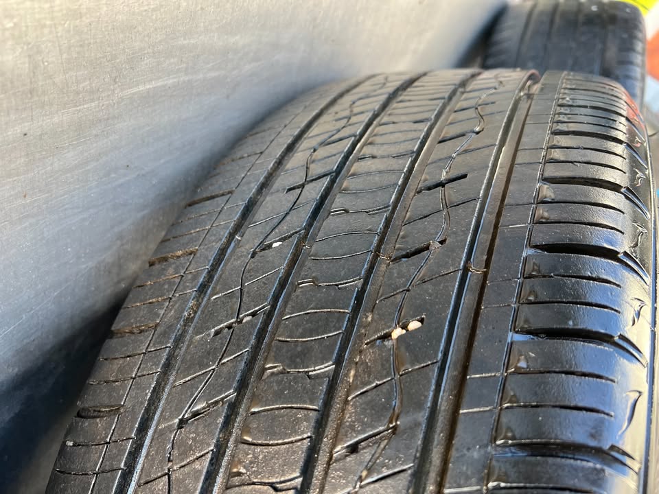Hyundai Tucson 18" Alloy Wheels with Tyres