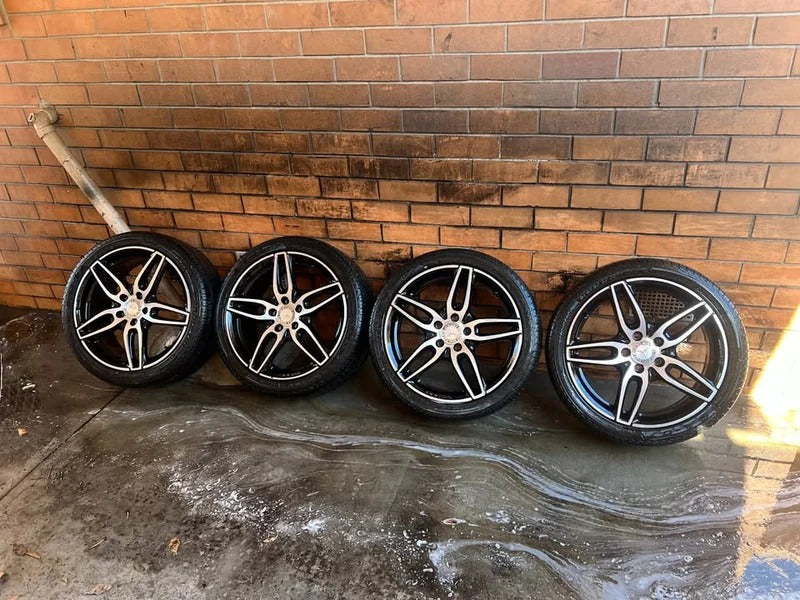 Mercedes Benz AMG 18” Alloy Wheels with Tyres