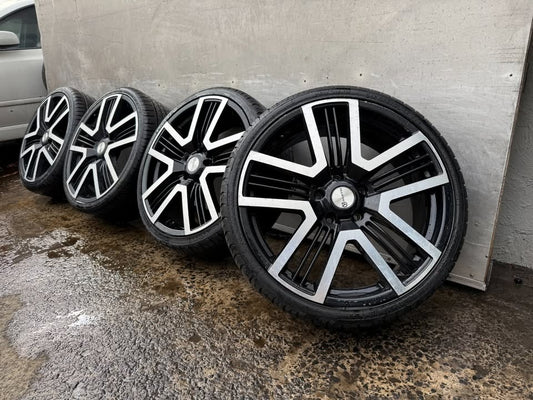 Vendetta 20" Alloy Wheels with Excellent Tyres